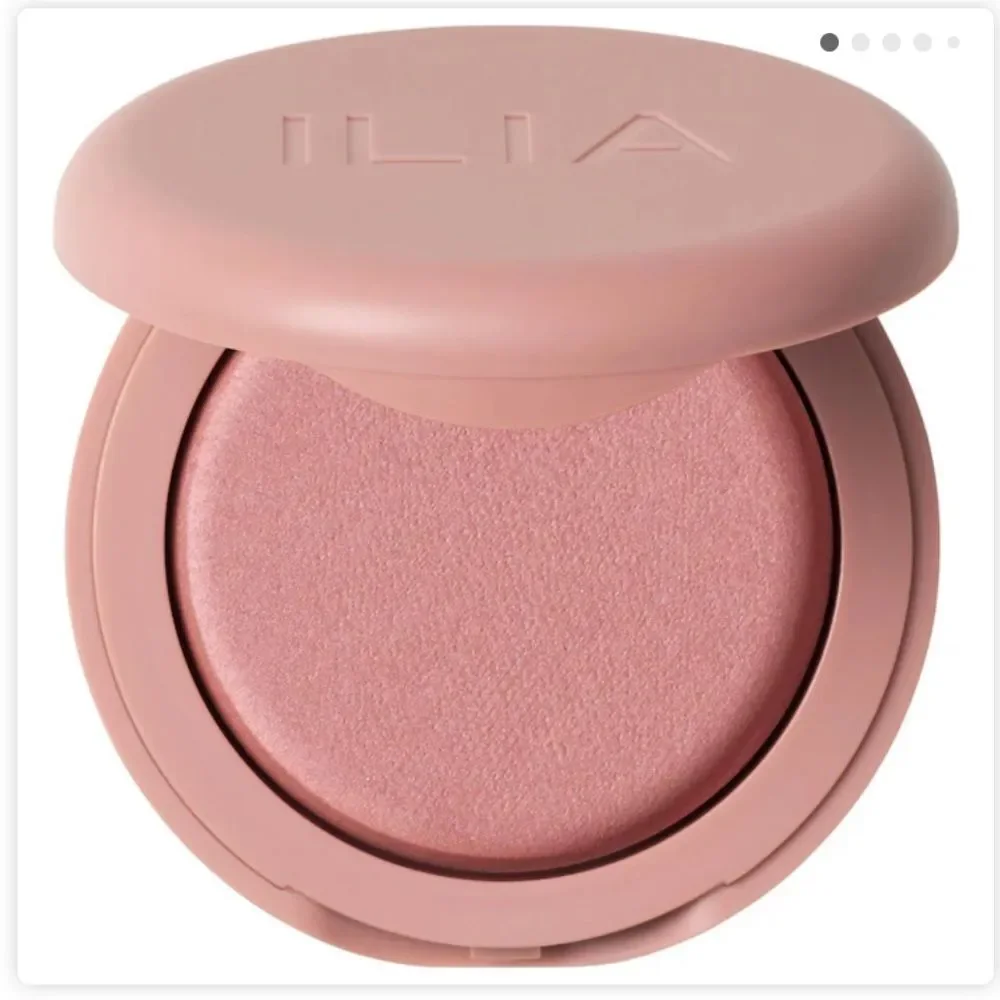 ILIA Soft Focus Blurring Blush - Talc-Free Powder Blush Color is Glimpse
